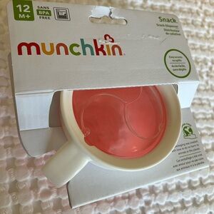 Munchkin Cream and Coral Snack Cup with Handle NWT